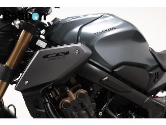 Honda CB 650 R picture 18