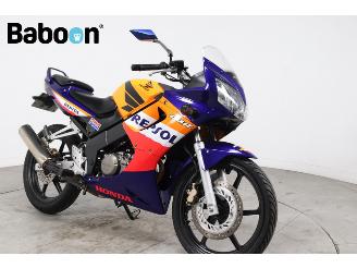 Honda CBR 125 R Repsol picture 8