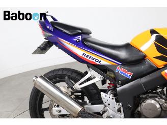 Honda CBR 125 R Repsol picture 11