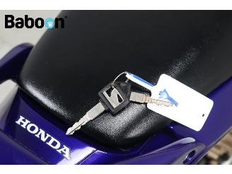 Honda CBR 125 R Repsol picture 19