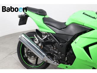 Kawasaki Ninja 250 R  picture 10