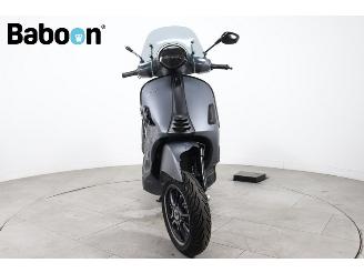 Vespa  GTS 300 Super Sport HPE picture 3