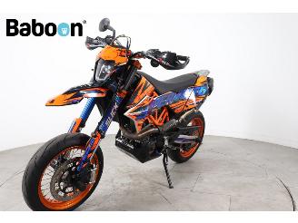 KTM 690 SMC R picture 6
