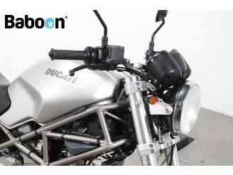 Ducati Monster 750  picture 9