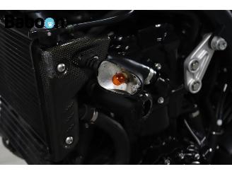 Triumph Speed Triple 1050 picture 22