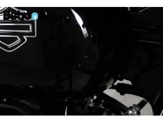 Harley-Davidson  FLHXS Street Glide Special 107 picture 11