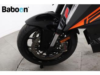 KTM  1290 Super Duke GT ABS picture 24