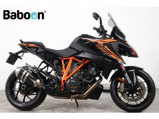 danneggiata motocicli KTM  1290 Super Duke GT ABS 2021/8
