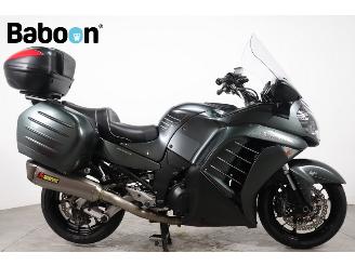 Vaurioauto  motor cycles Kawasaki GTR 1400 ABS 2013/4
