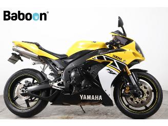 dommages motocyclettes  Yamaha  YZF-R1 2005/11