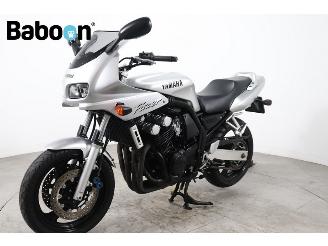 Yamaha FZS 600 Fazer picture 6
