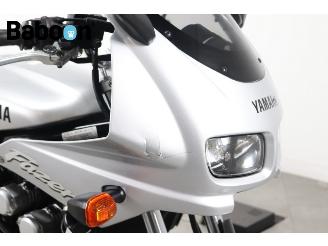 Yamaha FZS 600 Fazer picture 9
