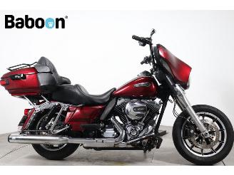 damaged motor cycles Harley-Davidson  FLHTK Electra Glide Classic 2015/1