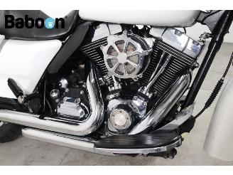 Harley-Davidson  FLHX Street Glide picture 16