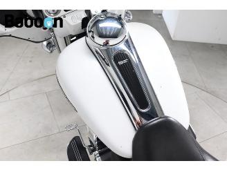 Harley-Davidson  FLHX Street Glide picture 20