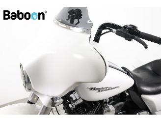 Harley-Davidson  FLHX Street Glide picture 10