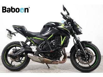 Schade motor Kawasaki Z 650 ABS 2022/5
