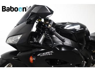 Honda CBR 1000 RR Fireblade picture 21