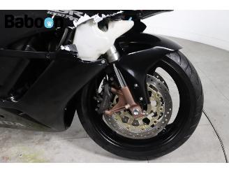 Honda CBR 1000 RR Fireblade picture 10