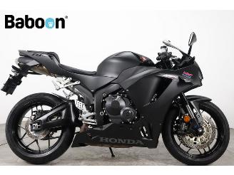 uszkodzony motocykle Honda CBR 600 RR ABS 2025/8