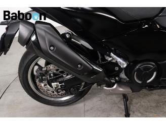 Yamaha  XP 650 T-MAX 560 TechMAX ABS picture 16
