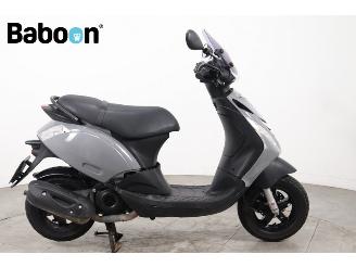 škoda koloběžky Piaggio  Zip 45KM 2023/7
