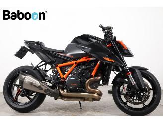 Schadeauto KTM 1290 Super Duke R ABS 2022/4