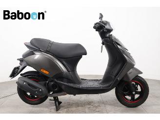 Avarii scootere Piaggio  Zip 45KM 2021/8