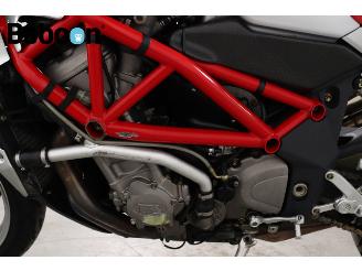 MV Agusta Brutale 910  picture 18