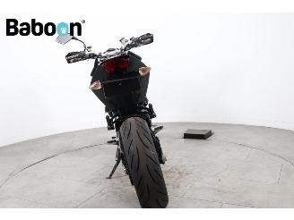 KTM 690 Duke  picture 3