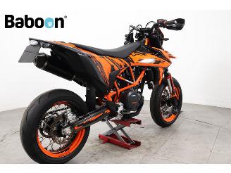 KTM 690 SMC -R picture 2