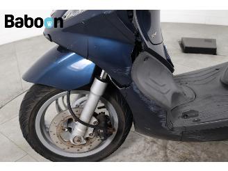 Piaggio  Fly 45KM picture 12