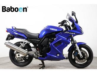 skadebil motor Yamaha FZS 600 Fazer 2002/7