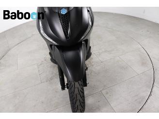 Piaggio Beverly 400 HPE picture 17