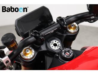 Ducati Streetfighter V2 S picture 12