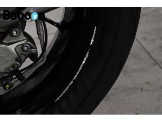 Ducati Streetfighter V2 S picture 27