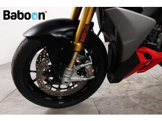 Ducati Streetfighter V2 S picture 17