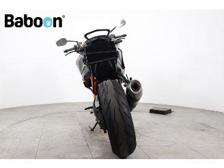 KTM  1290 Super Duke GT ABS picture 7