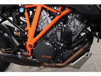 KTM  1290 Super Duke GT ABS picture 22