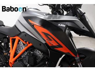 KTM  1290 Super Duke GT ABS picture 20