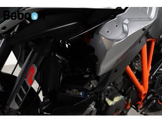 KTM  1290 Super Duke GT ABS picture 17
