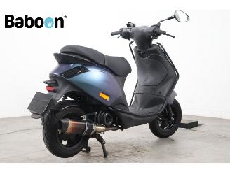 Piaggio  Zip 45KM picture 2