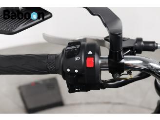 Suzuki  Gladius ABS picture 13