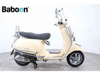 škoda koloběžky Vespa  LX 50 25KM 2010/7