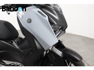 Yamaha XMAX 300 Tech MAX+ picture 9