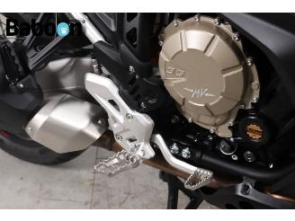 MV Agusta  Enduro Veloce picture 16