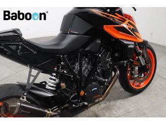 KTM 1290 Super Duke R ABS picture 17