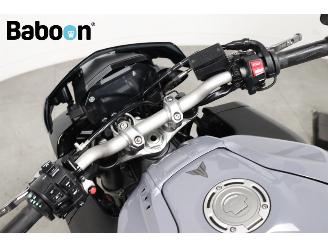 Yamaha MT-10 ABS picture 23