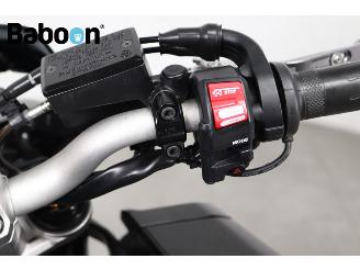 Yamaha MT-10 ABS picture 25