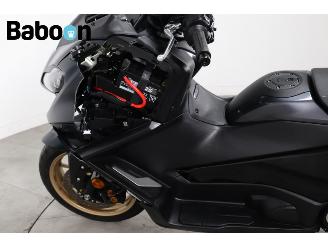 Yamaha  XP 560 T-MAX Tech MAX ABS picture 22